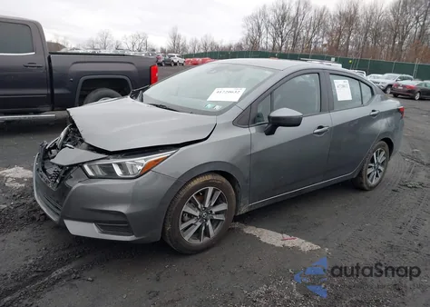 2020 Nissan Versa Sv Xtronic Cvt z USA, uszkodzony, nr VIN 3N1CN8EV8LL880084